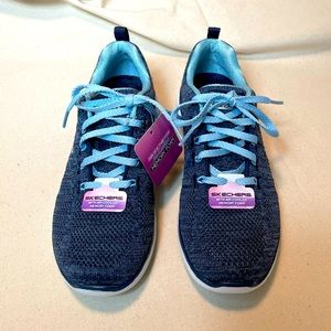 NWT Women’s Size 6.5 Sketchers Air-Cooled Memory Foam Running Sneakers Shoes